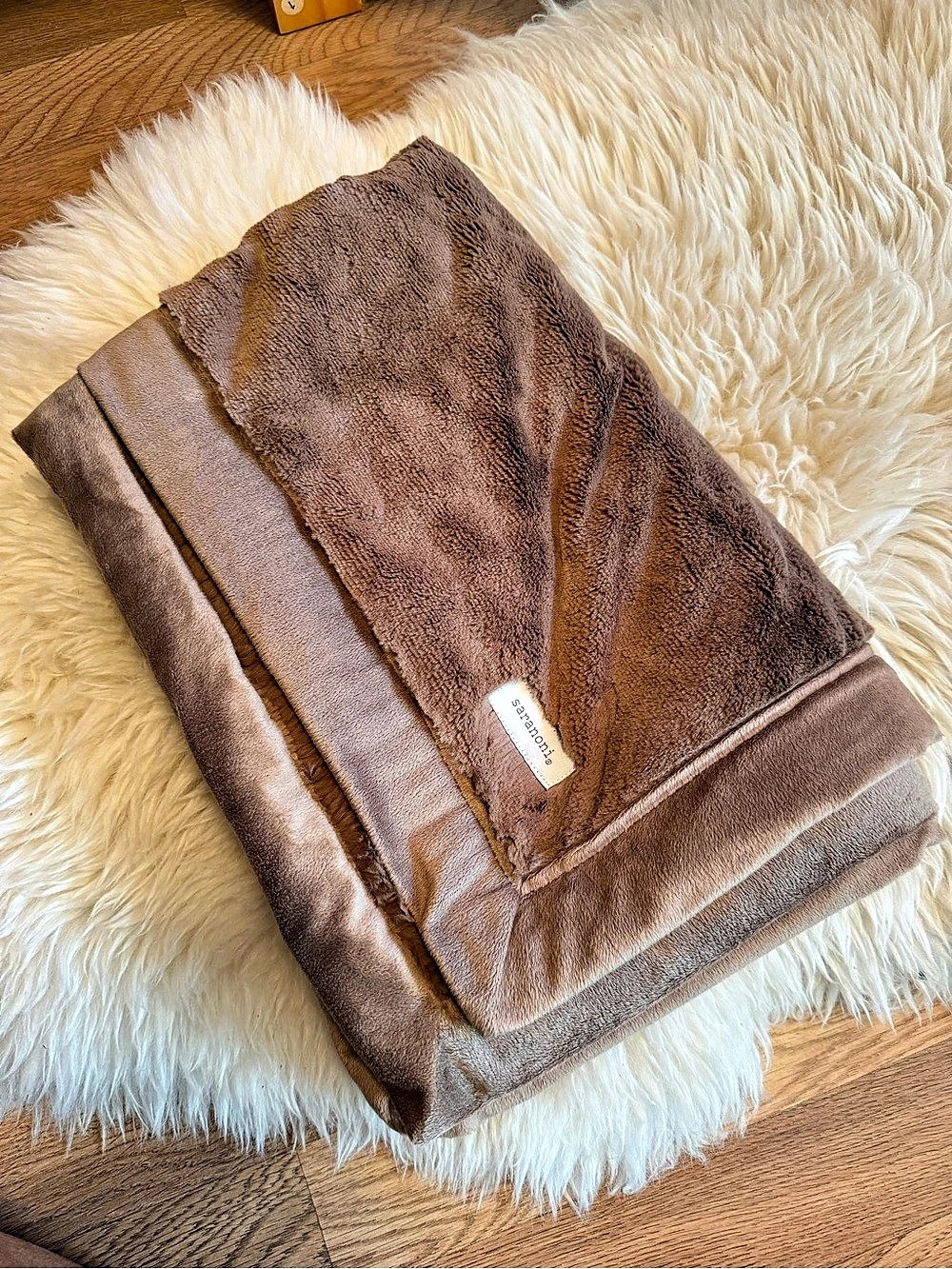 Saranoni Lush Receiving Blanket Brown